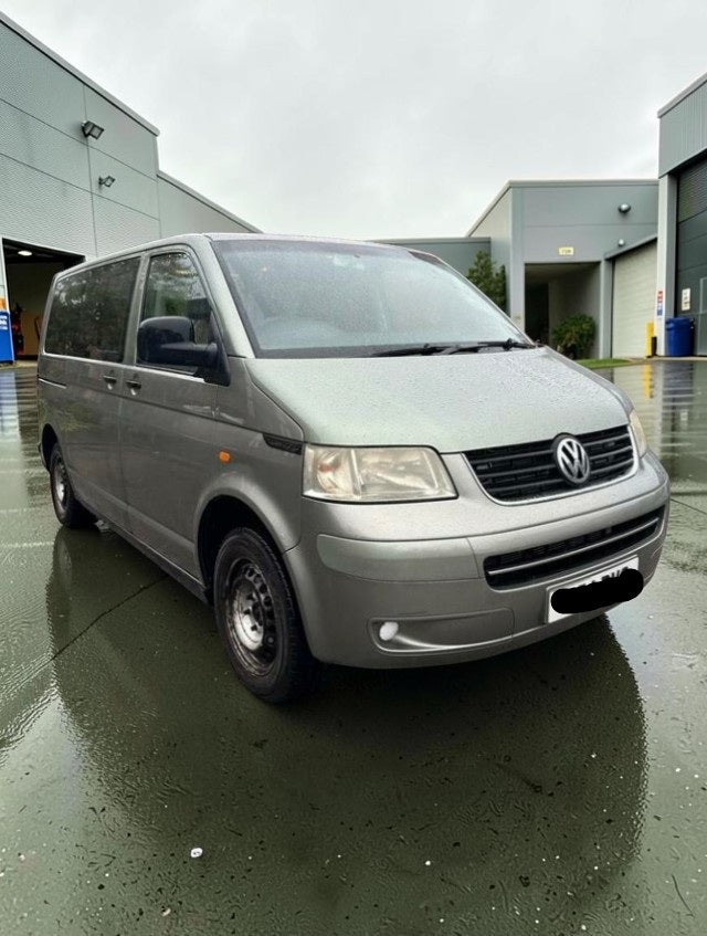2005 VOLKSWAGEN TRANSPORTER SWB T30 130 TDI 2.5 DIESEL AUTOMATIC MINIBUS >>--NO VAT ON HAMMER--<<