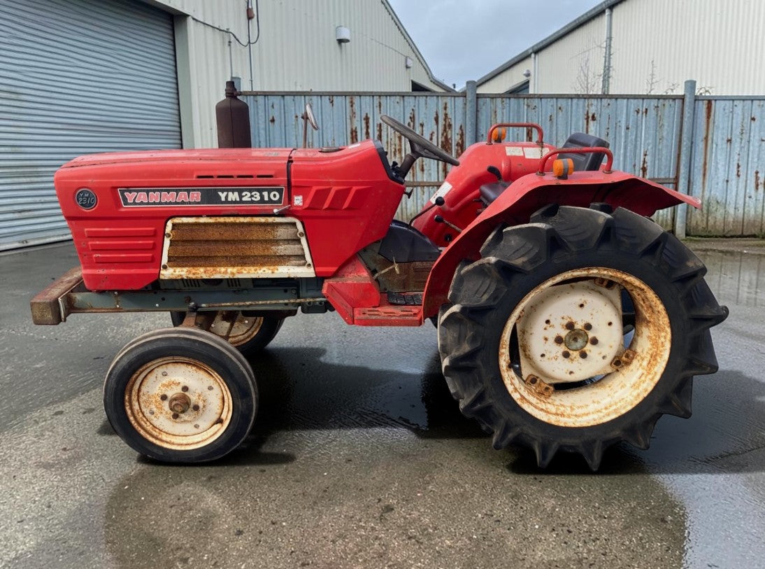 YANMAR YM 2310 COMPACT TRACTOR