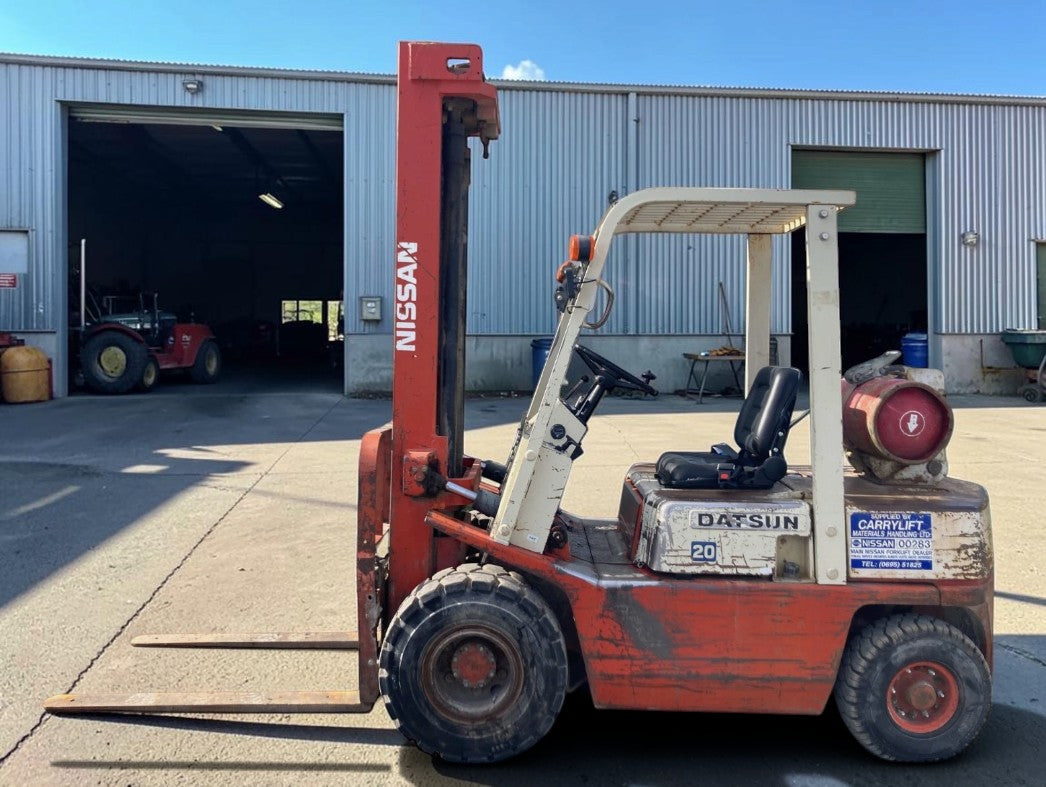 NISSAN FORKLIFT TRUCK 2 TON