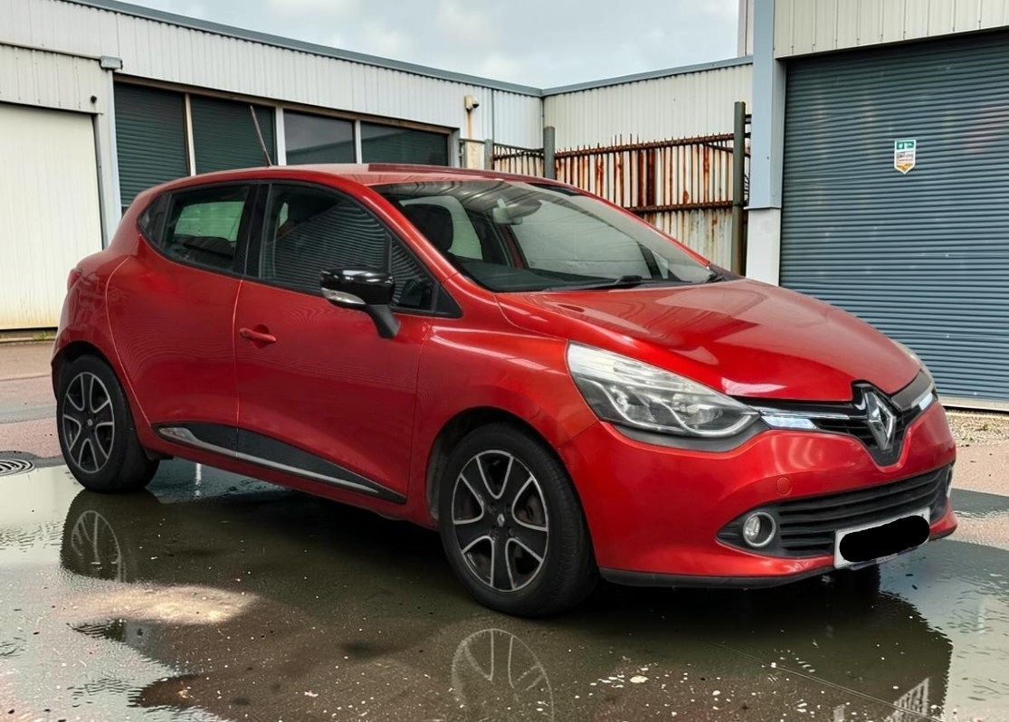 **(ONLY 100K MILEAGE)** 2015 RENAULT CLIO DYNAMIQUE NAV TCE 898CC MANUAL >>--NO VAT ON HAMMER--<<