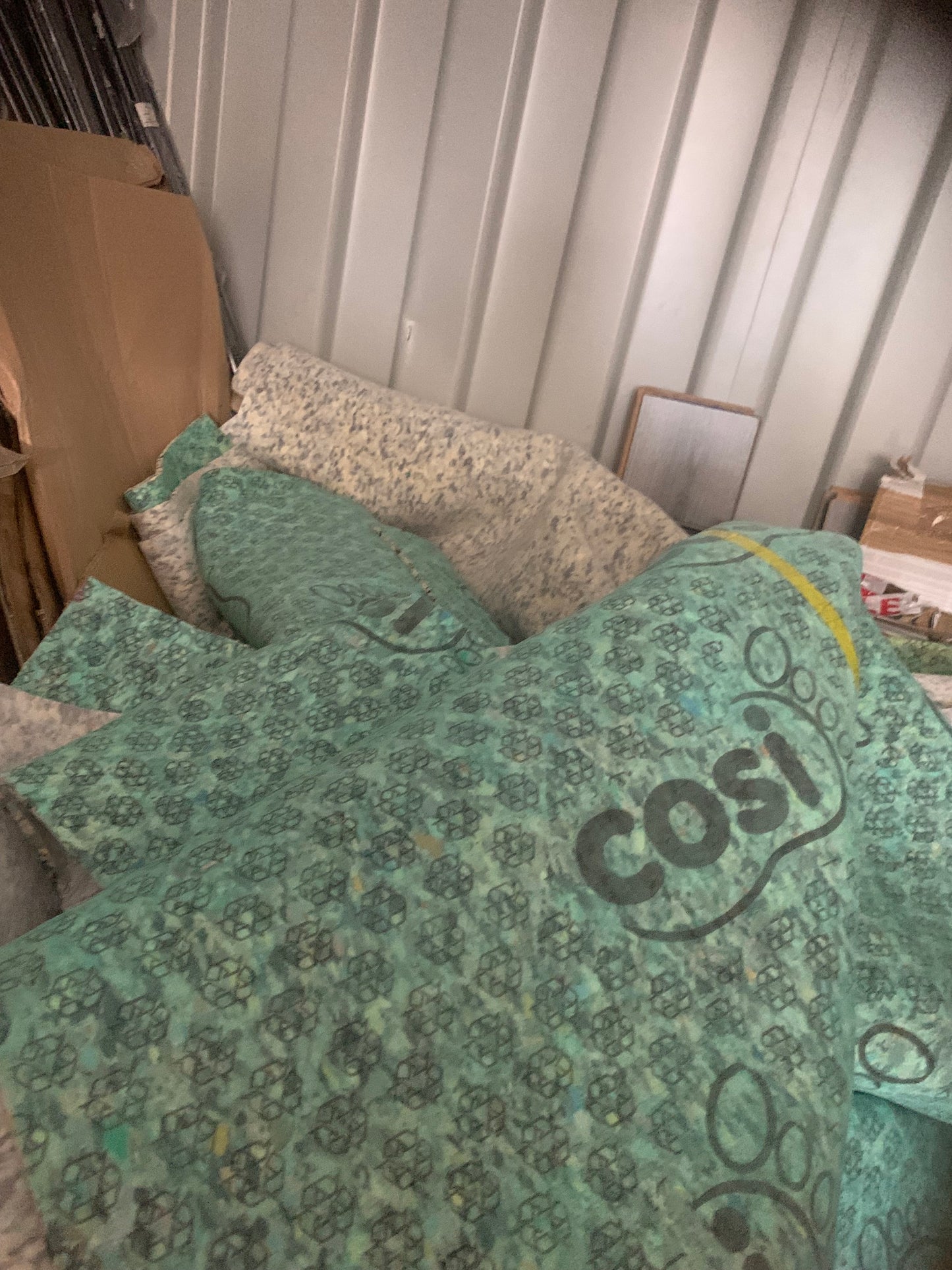 LARGE JOB LOT COSI UNDERLAY FOR CARPET