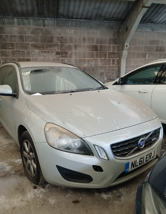 2011 VOLVO V60 ES DRIVE 1.6 DIESEL ESTATE – START/STOP >>--NO VAT ON HAMMER--<<