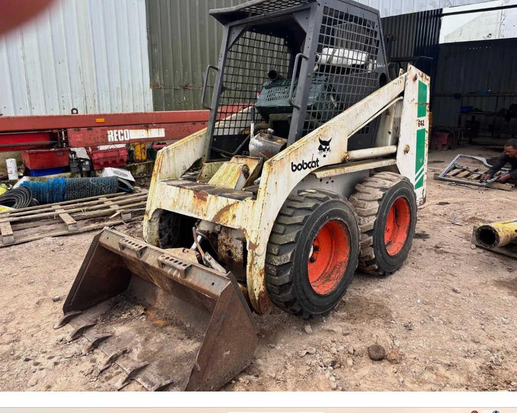 BOBCAT 641 SKID STEER LOADER