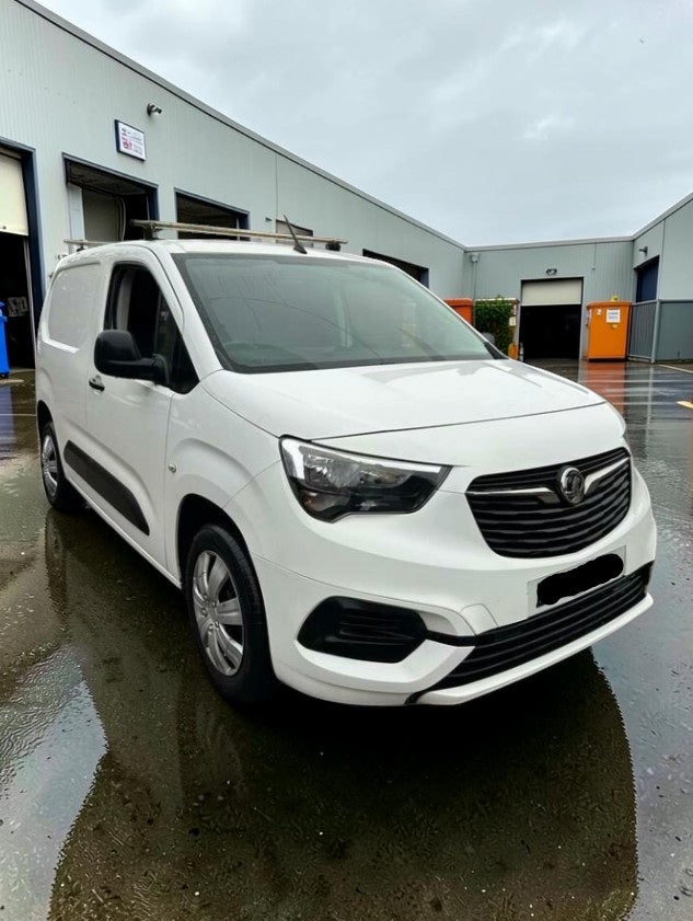 **(ONLY 100K MILEAGE)** 2019 VAUXHALL COMBO 2300 SPORTIVE S/S L1H1 DIESEL >>--NO VAT ON HAMMER--<<