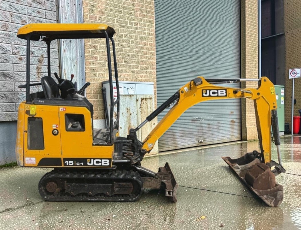 2021 JCB 15C-1 1.5T MINI EXCAVATOR / DIGGER – 1,491 HOURS