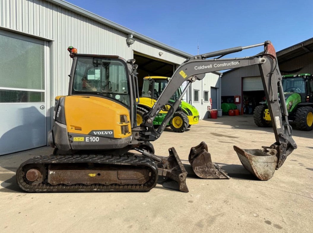2018 VOLVO ECR50D 5 TONNE MINI EXCAVATOR