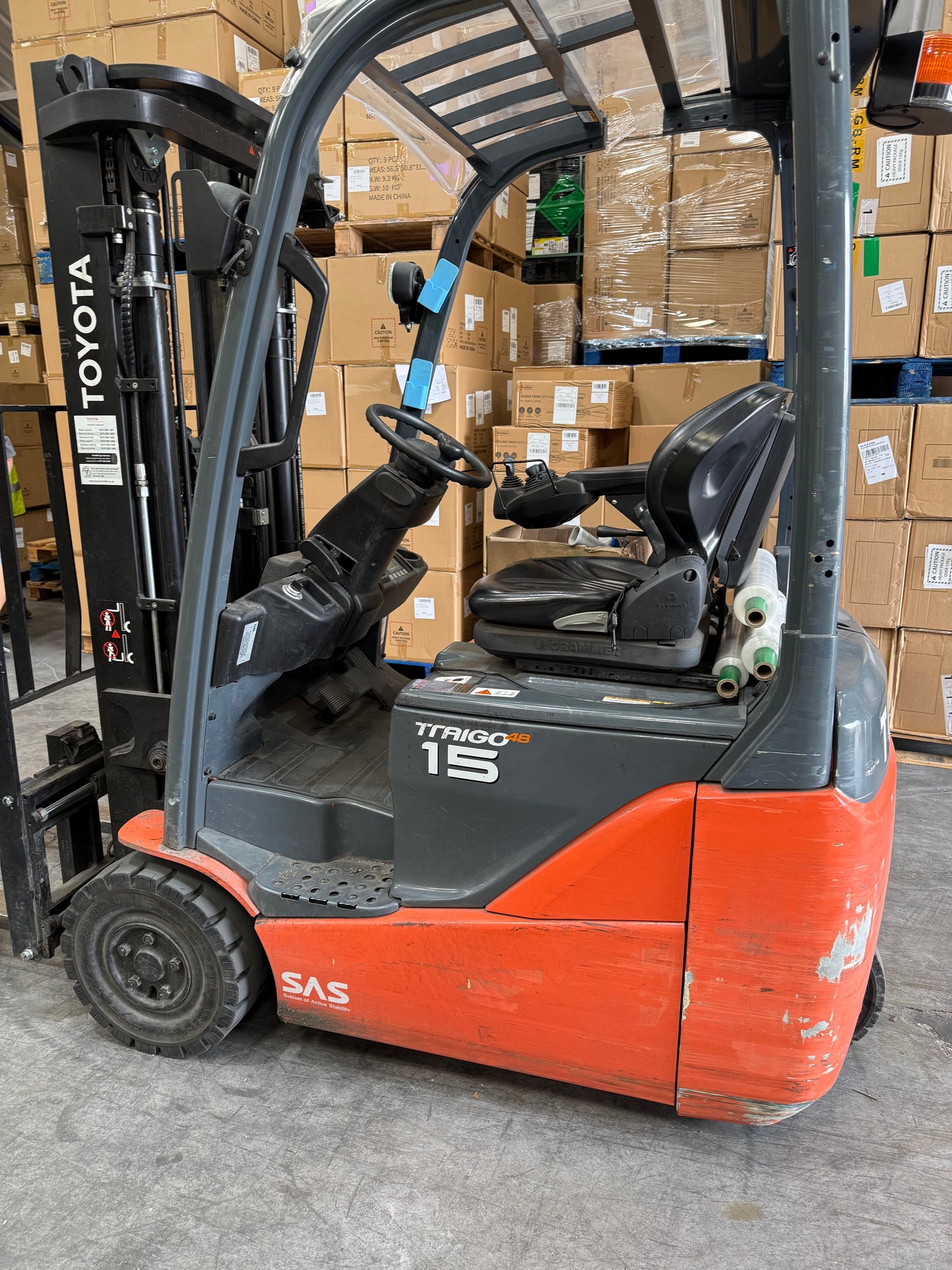 TOYOTA TRAIGO 48 ELECTRIC COUNTERBALANCE FORKLIFT HIGH SPECS LOW HOURS&MILES