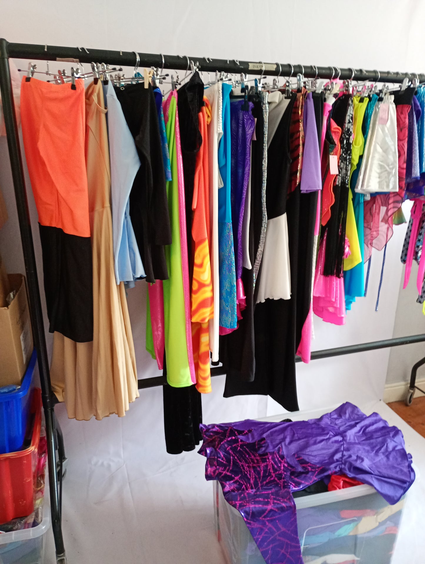 100 X MIXED LEOTARD / CATSUITS DANCE GYMNASTICS FESTIVAL CLUB WEAR