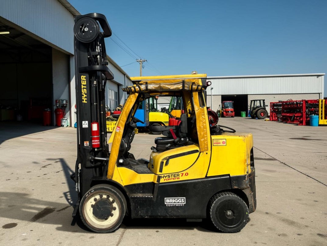 2020 HYSTER S7.0FT FORKLIFT LP GAS TRIPLEX