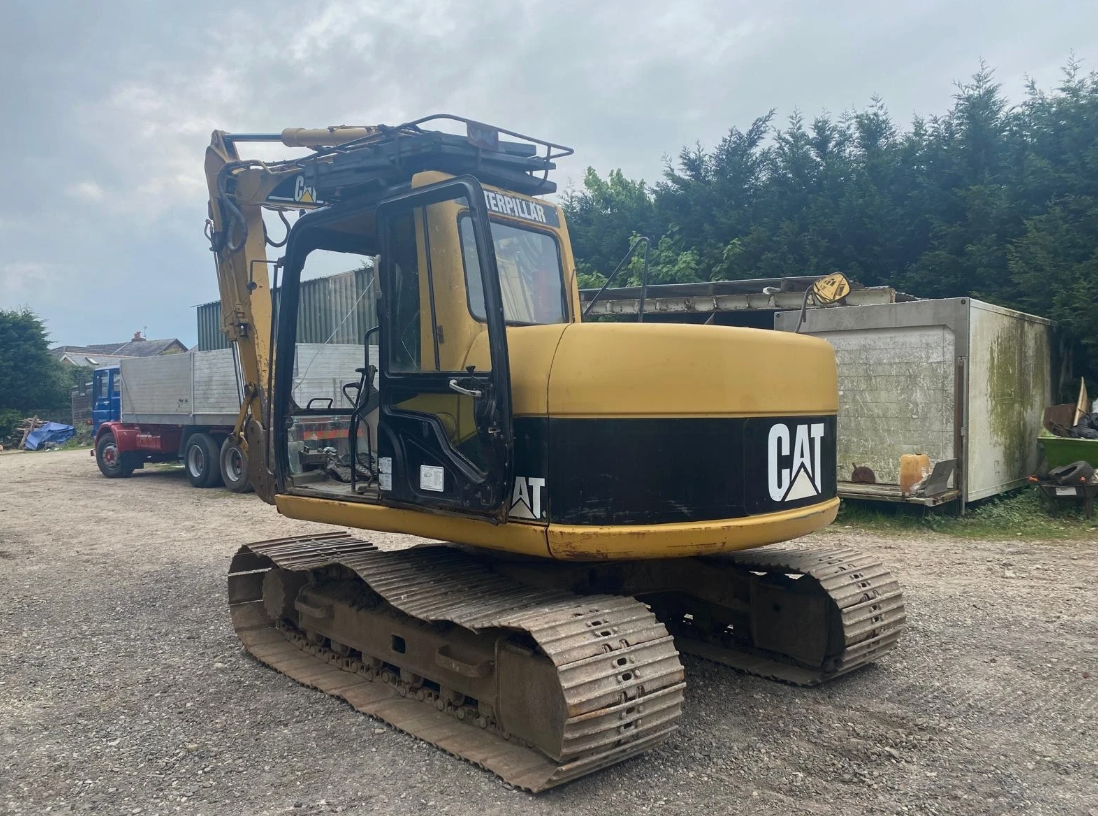 2004 CAT 311C EXCAVATOR