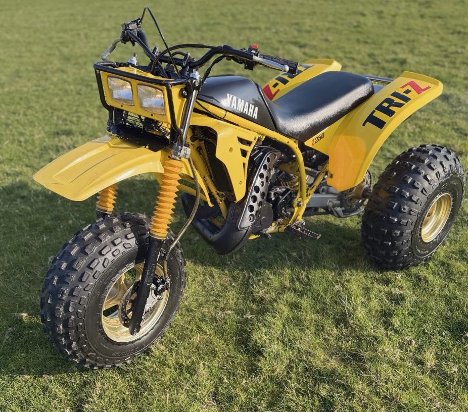 985 YAMAHA TRI-Z 250 TWO-STROKE 3-WHEELER ATV