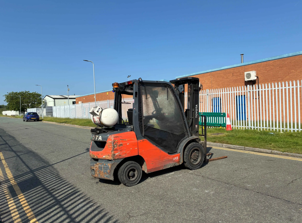 2019 TOYOTA 02-8FGF30 LPG FORKLIFT
