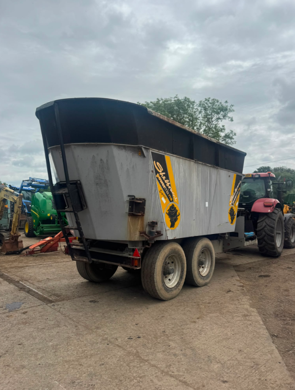 SHELBOURNE REYNOLDS PRO 22 DIET FEEDER WAGON