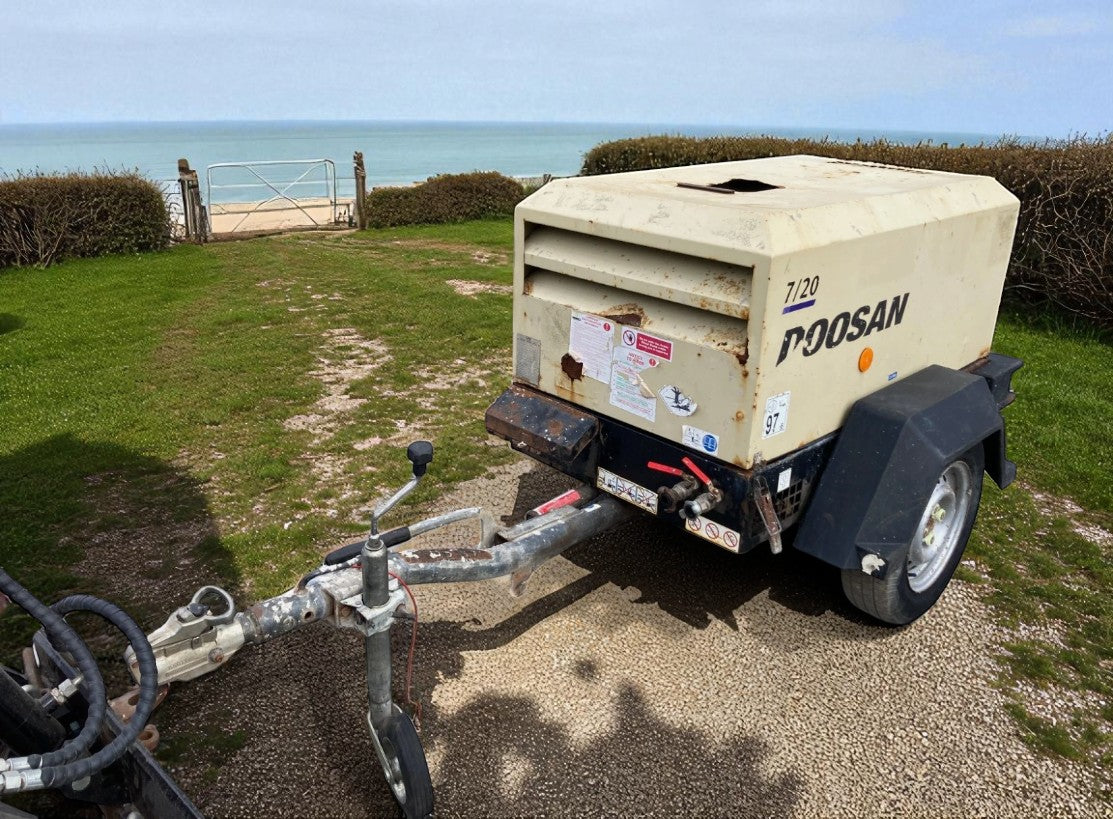 2016 DOOSAN INGERSOLL RAND 7/20 COMPRESSOR – TOWABLE