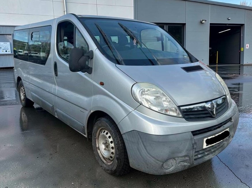 **(ONLY 80K MILEAGE)** 2010 VAUXHALL VIVARO 2900 CDTI LWB MINIBUS DIESEL >>--NO VAT ON HAMMER--<<