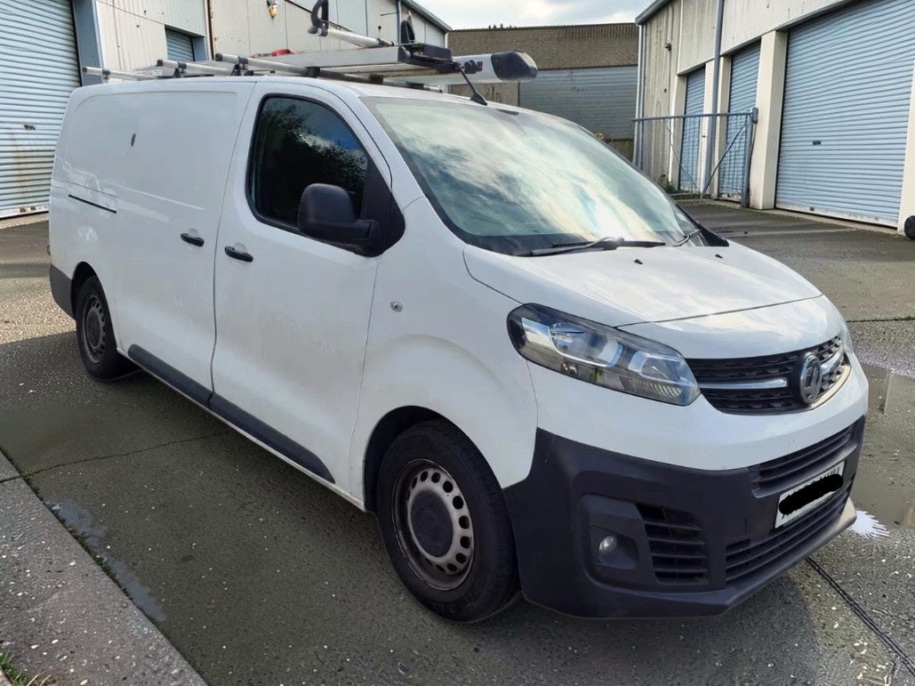 **(ONLY 85K MILEAGE)** 2022 VAUXHALL VIVARO F2900 DYNAMIC S/S L2H1 1499CC DIESEL