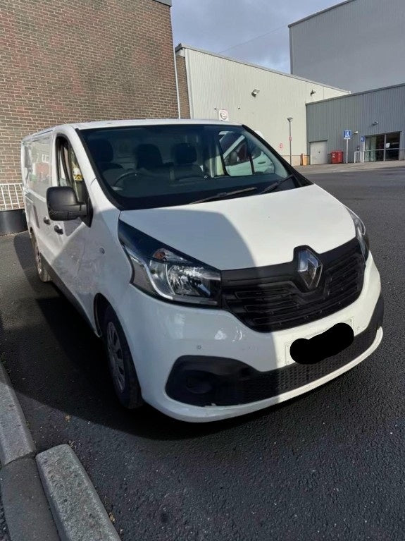 2016 RENAULT TRAFIC L1H1 BUSINESS+ 1598CC DIESEL MANUAL PANEL >>--NO VAT ON HAMMER--<<