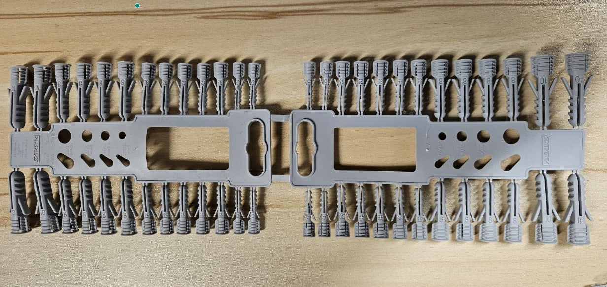 3 BOXES OF PLASPLUGS ALL IN ONE FIXINGS - 52 PER STRIP / 4 SIZES (NO PACKAGING)