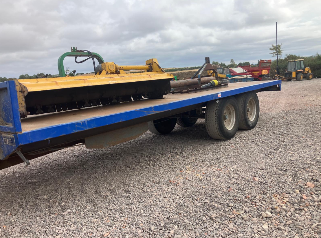 WARWICK 25FT BALE TRAILER