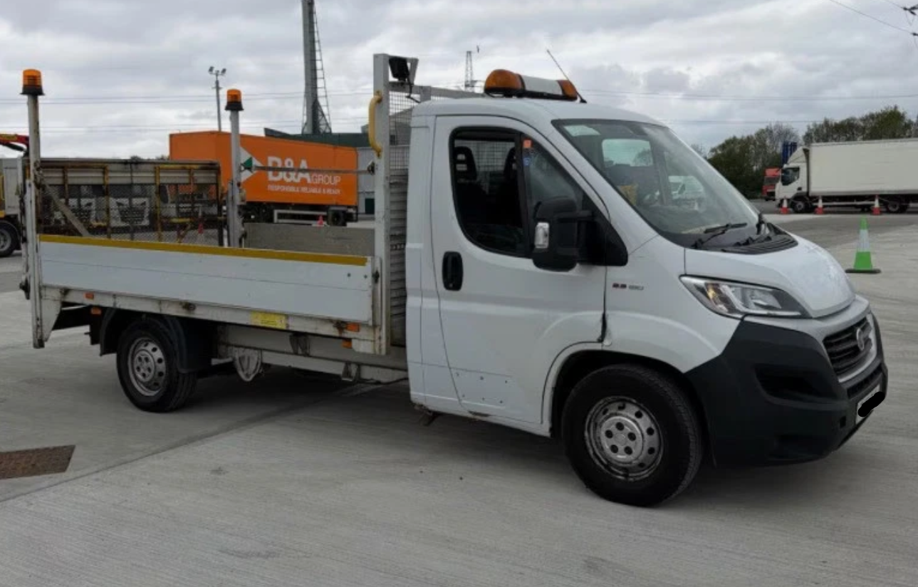2018 FIAT DUCATO 2.3 DROPSIDE WITH TAIL LIFT