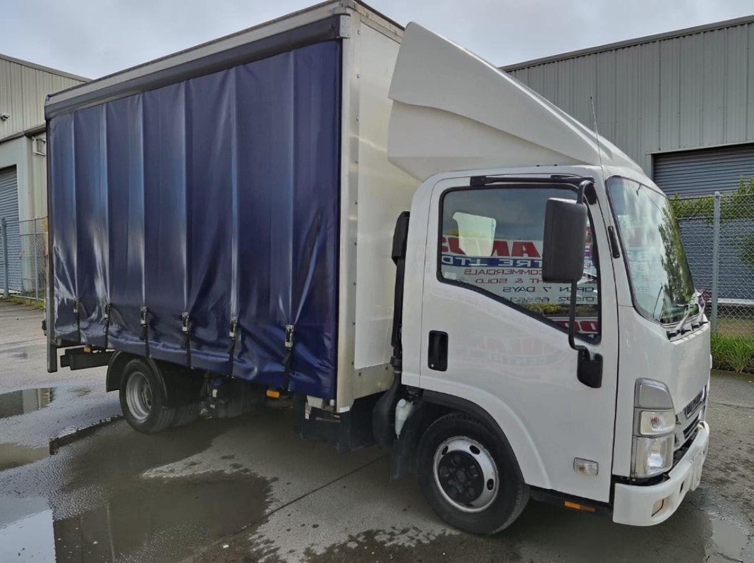 **(ONLY 101K MILEAGE)** 2022 ISUZU TRUCKS GRAFTER N35.125 AUTO 1.9 DIESEL CHASSIS CAB WHITE