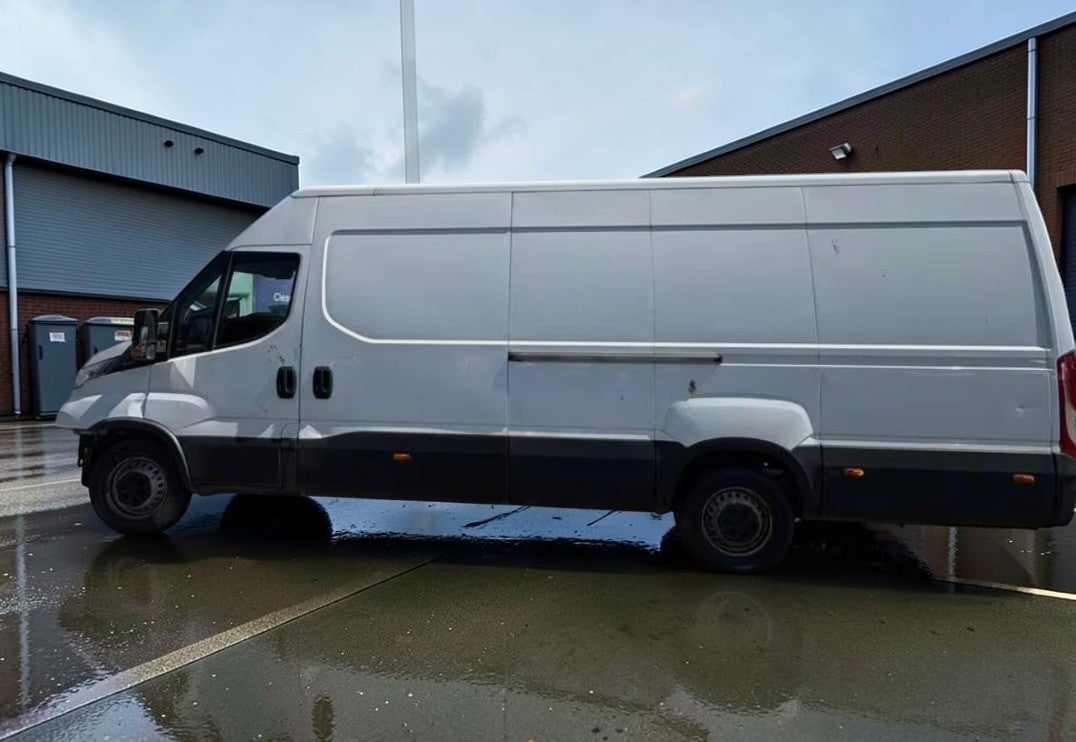 **(ONLY 120K MILEAGE)** 2022 IVECO DAILY 35S14B L2H2 2287CC DIESEL MANUAL >>--NO VAT ON HAMMER--<<