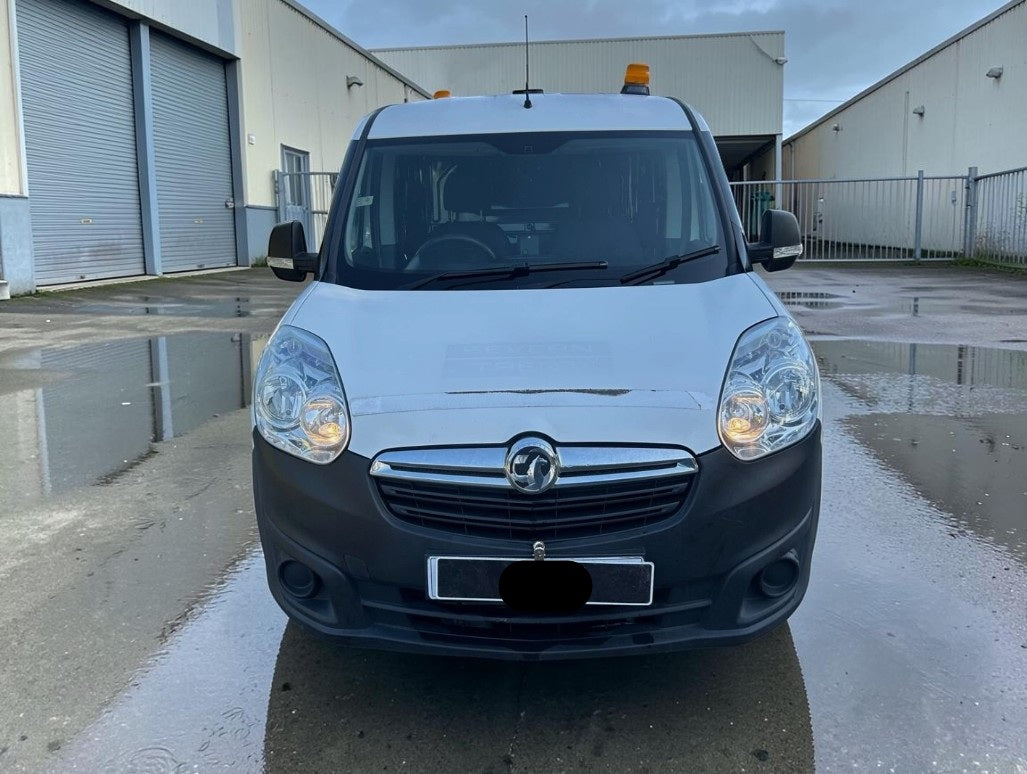 **(ONLY 116K MILEAGE)** 2018 VAUXHALL COMBO 2000 1.3 CDTI L1H1 WORKSHOP PANEL VAN