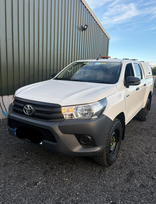 **(ONLY 41K MILEAGE)** 2019 TOYOTA HILUX ACTIVE D-4D 4WD DCB 2.4 DIESEL MANUAL PICK UP WHITE
