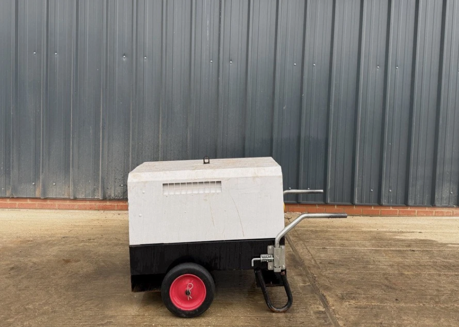 MHM MGTP 6000 – 6 KVA SILENT DIESEL GENERATOR
