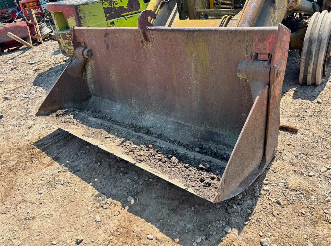 JCB 3C ORIGINAL 4 IN 1 LOADER BUCKET