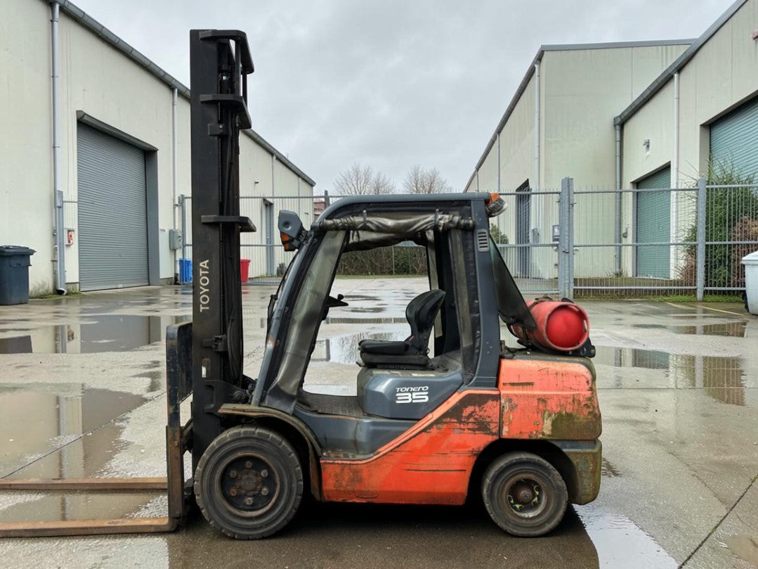2015 TOYOTA 02-8FGJF35 3.5T LPG FORKLIFT