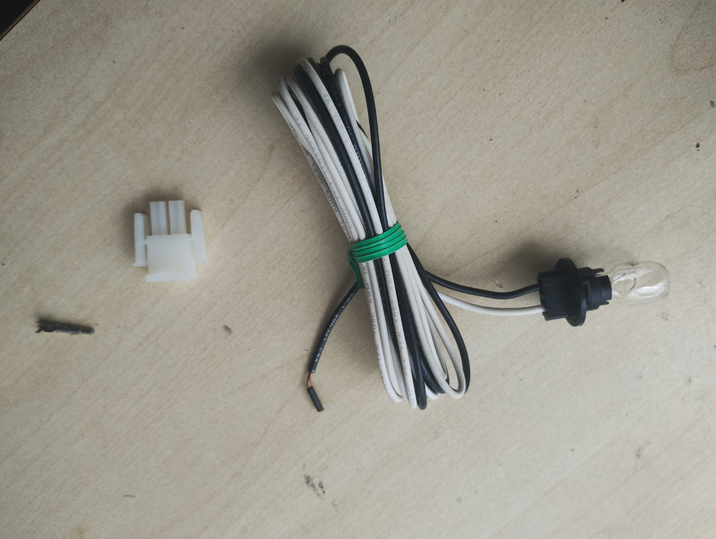 SPA HOT TUB LIGHT 12V 8' WIRE BULB PART AMP PLUG 2 PIN - NEW