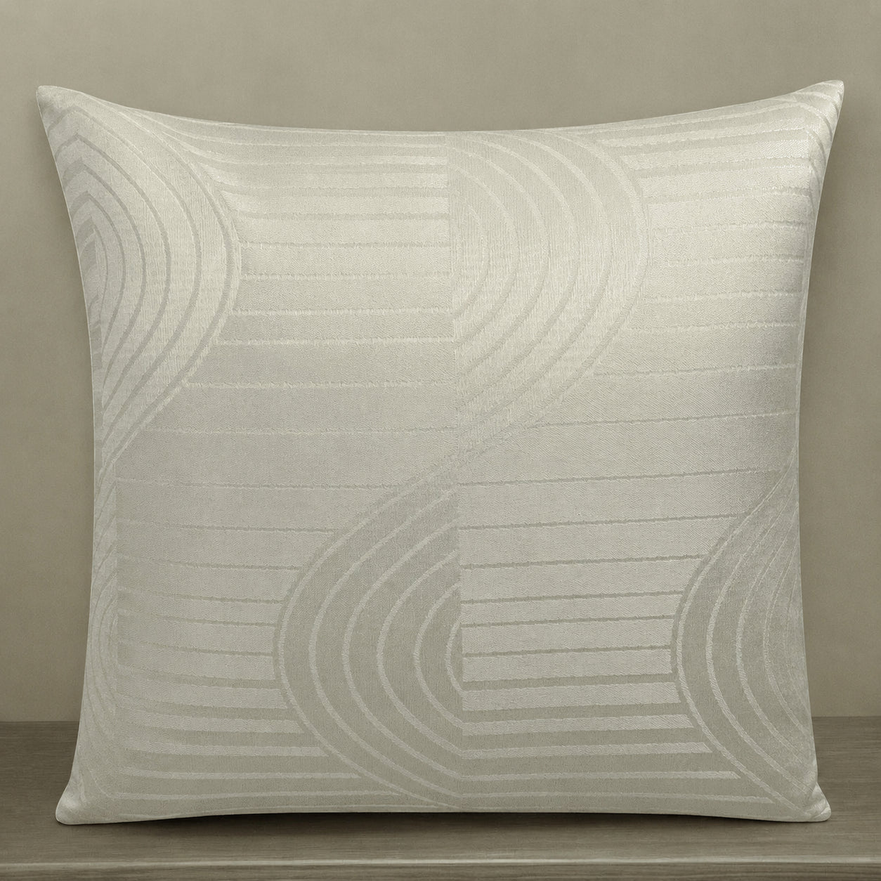 X120 CUSHION COVERS CREAM - SPIRAL DESIGN - MEASURES 16 X 16" 40 X 40 CM ZIPPED