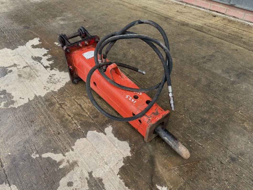 2016 SOCOMEC DMS 165 HYDRAULIC BREAKER / HAMMER – 165KG