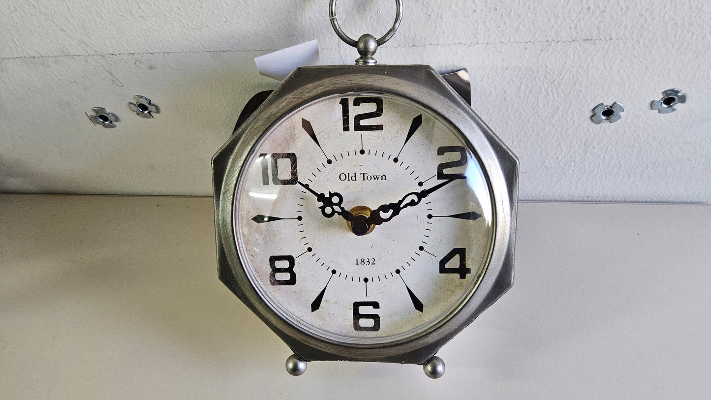 20 PC OLD TIME CLOCK