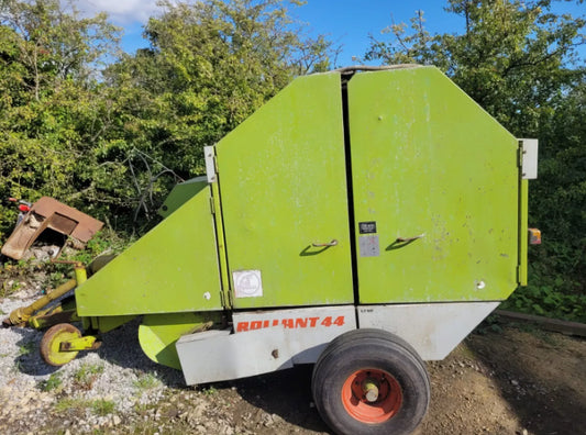 CLAAS ROLLANT 44 ROUND BALER