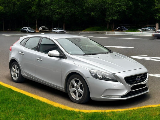 2014 VOLVO V40 D2 ES AUTOMATIC >>--NO VAT ON HAMMER--<<