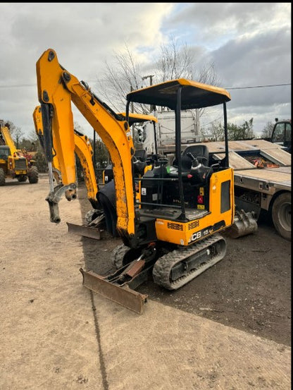 JCB 15C-1 MINI DIGGER