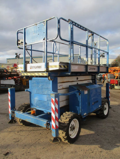 2007 UPRIGHT X33RT SCISSOR LIFT ACCESS PLATFORM