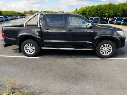 2014 TOYOTA HILUX INVINCIBLE 3.0 D-4D 4X4 DCB