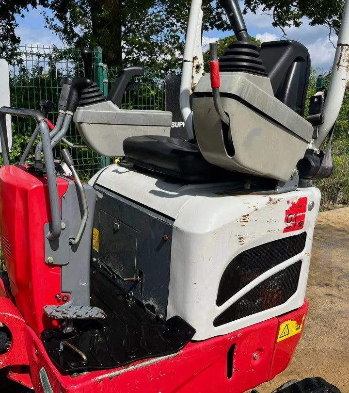 2020 TAKEUCHI TB210 1 TONNE EXCAVATOR