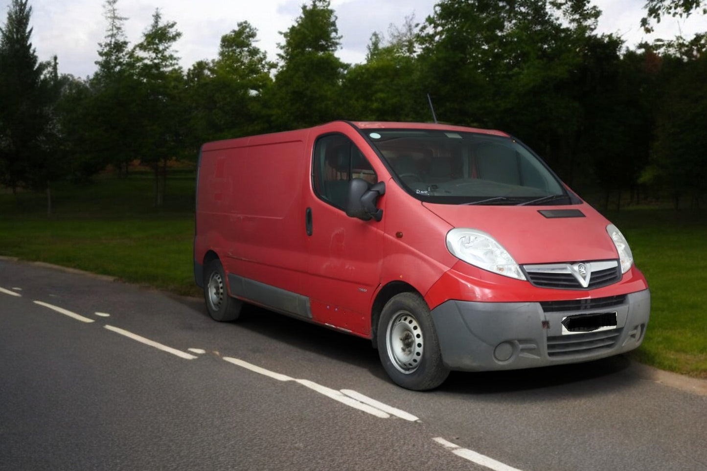 2013 VAUXHALL VIVARO 2900 ECOFLEX CDTI LWB – 2.0L DIESEL – MANUAL **(ONLY 85K MILEAGE)**