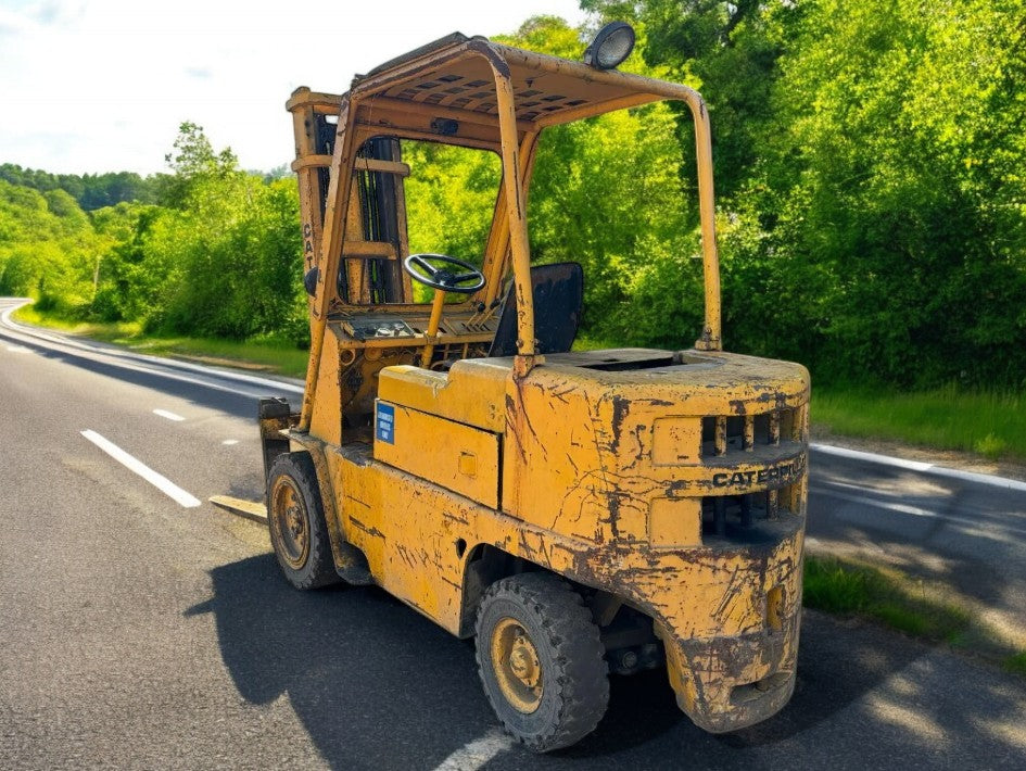 CAT V30 DIESEL FORKLIFT TRUCK - 3 TON LIFT