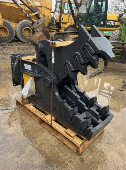 NEW MUSTANG RH12 CONCRETE PULVERISER MUNCHER (SUIT 13-TON EXCAVATOR)