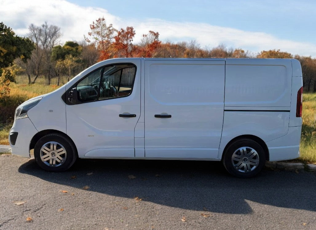 2017 (67 REG) VAUXHALL VIVARO 1.6 BITURBO SPORTIVE – EURO 6 – MANUAL