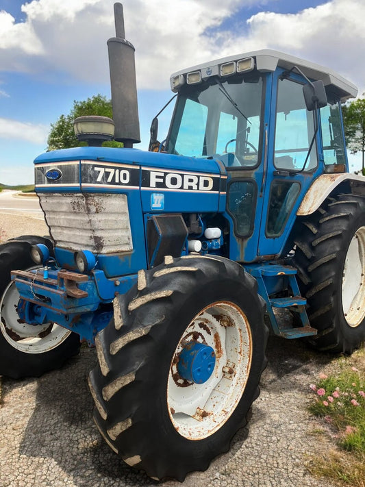 FORD 7710 SQ CAB TRACTOR