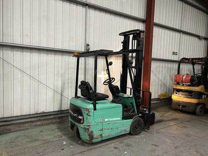 MITSUBISHI FB15KRT ELECTRIC 3-WHEEL FORKLIFT **(INCLUDES CHARGER)**