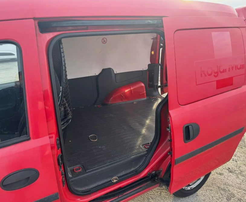 2010 VAUXHALL COMBO CDTI VAN – 46K MILES – EX-POST OFFICE