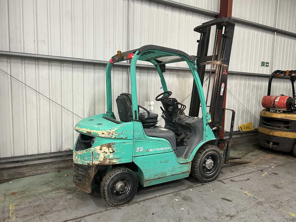 2007 MITSUBISHI FD25N DIESEL FORKLIFT