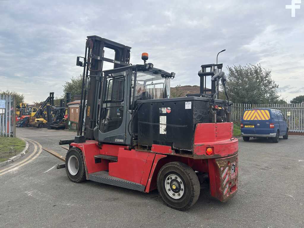 **(INCLUDES CHARGER)**KALMAR ECG80-6 ELECTRIC 4-WHEEL FORKLIFT (2017)